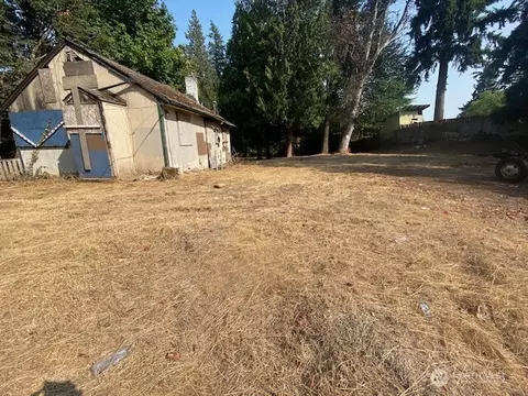 28434 Military Rd S, Federal Way, WA 98003