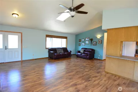 Living - 50 Crownview Ln, Sequim, WA 98382 photo 1 of 7