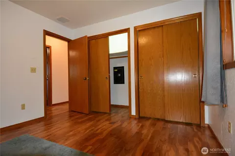 Bedroom - 50 Crownview Ln, Sequim, WA 98382 photo 4 of 4