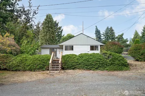 10915 N Park Ave N, Seattle, WA 98133