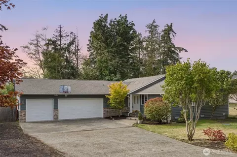 738 Crescent Dr, Camano Island, WA 98282