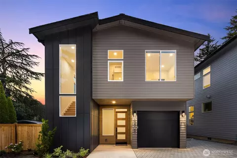 8409 NE 137th St, Kirkland, WA 98034