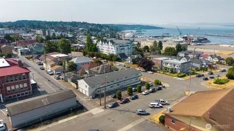 View/Area - 2501 Rucker Ave, Everett, WA 98201 photo 1 of 4