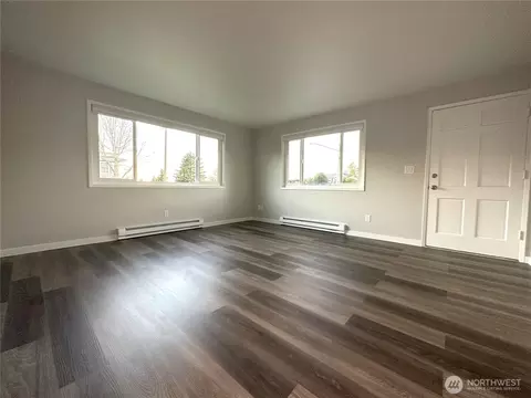 Living - 2501 Rucker Ave, Everett, WA 98201 photo 3 of 4