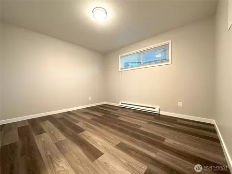 Bedroom - 2501 Rucker Ave, Everett, WA 98201 photo 7 of 8