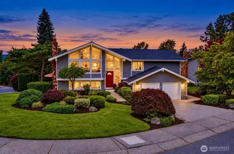 10503 158th Ave NE, Redmond, WA 98052
