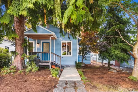 730 N 100th St, Seattle, WA 98133