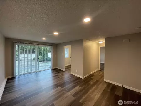 Living - 8806 3rd Ave SE, Everett, WA 98208 photo 1 of 7