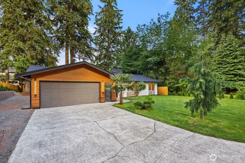 5512 Donnelly Dr SE, Olympia, WA 98501