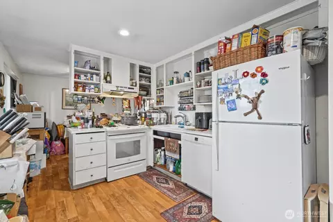 Kitchen - 4825 221st St E, Spanaway, WA 98387 photo 1 of 4