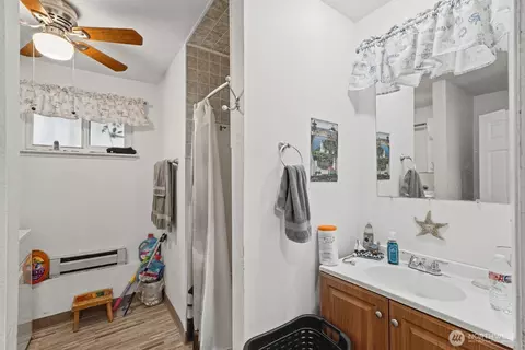 Bath - 4825 221st St E, Spanaway, WA 98387 photo 1 of 2