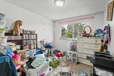 Bedroom - 4825 221st St E, Spanaway, WA 98387 photo 1 of 4