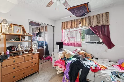 Bedroom - 4825 221st St E, Spanaway, WA 98387 photo 4 of 4
