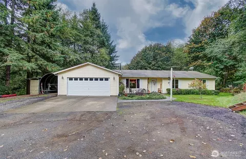 210 Great Northern Rd, Kalama, WA 98625