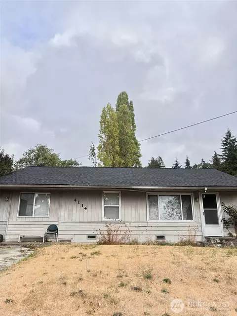 4134 W M St, Bremerton, WA 98312