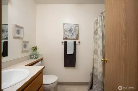 Bath - 306 Williams Blvd NW, Orting, WA 98360 photo 1 of 2