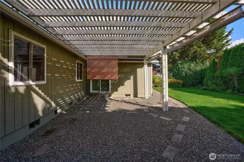 Exterior - 306 Williams Blvd NW, Orting, WA 98360 photo 6 of 12