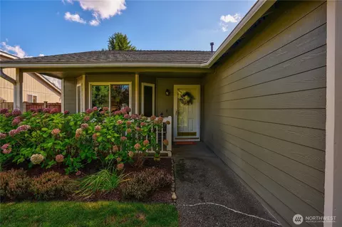 Exterior - 306 Williams Blvd NW, Orting, WA 98360 photo 3 of 12