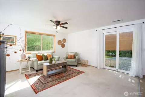 Living - 306 Williams Blvd NW, Orting, WA 98360 photo 6 of 6