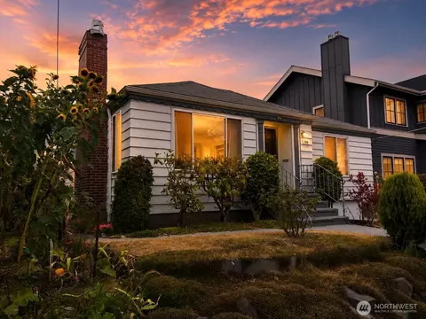 136 NE 58th St, Seattle, WA 98105