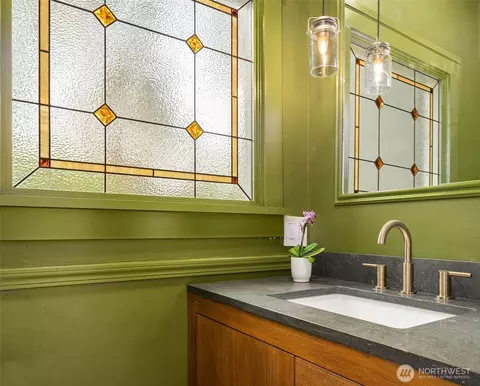 Bath - 2332 33rd Ave S, Seattle, WA 98144 photo 1 of 6
