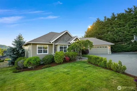 4522 Parkhurst Dr, Bellingham, WA 98229