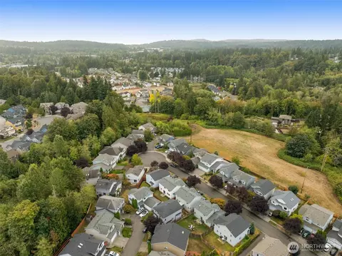 View/Area - 18631 10th Ave SE, Bothell, WA 98012 photo 7 of 10