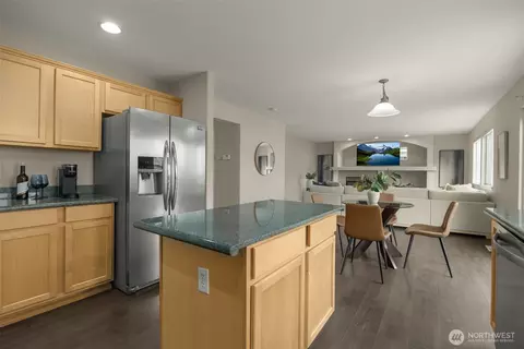 Kitchen - 18631 10th Ave SE, Bothell, WA 98012 photo 2 of 2
