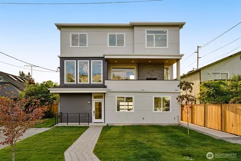 9251 Palatine Ave N, Seattle, WA 98103