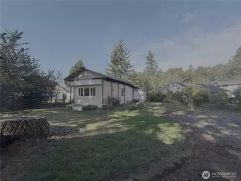 4563 SE Foss Rd, Port Orchard, WA 98366
