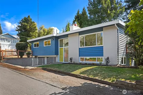 1603 NW 89th St, Seattle, WA 98117