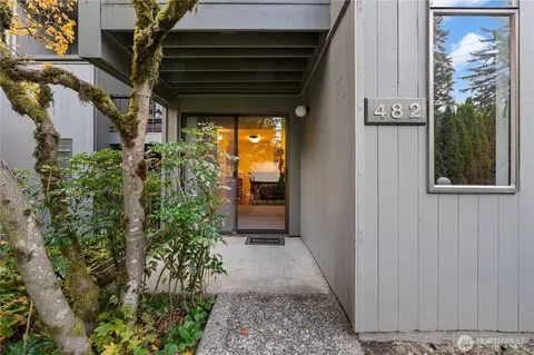6581 137th Pl NE #482, Redmond, WA 98052