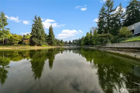 6581 137th Pl NE #482, Redmond, WA 98052