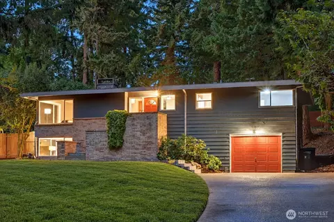 20842 2nd Pl SW, Normandy Park, WA 98166