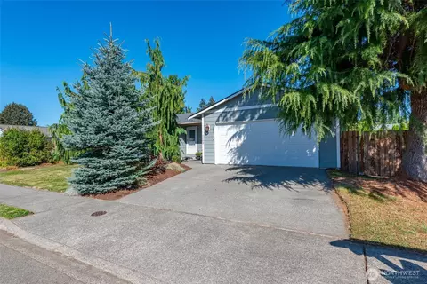 1303 Kendra Ln, Burlington, WA 98233