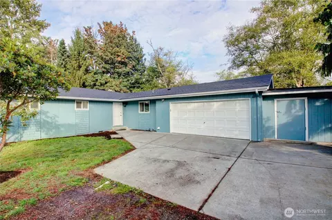 6968 Steelhead Ln, Burlington, WA 98233
