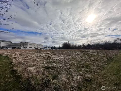 515 W Horton Rd, Bellingham, WA 98226
