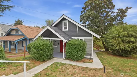 3315 E Grandview Ave, Tacoma, WA 98404