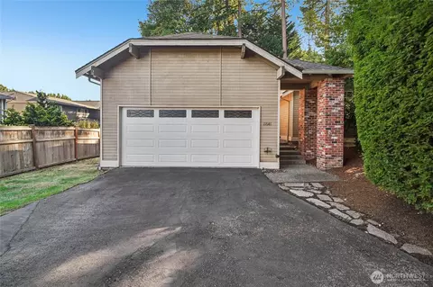 11641 NE 95th St, Kirkland, WA 98033