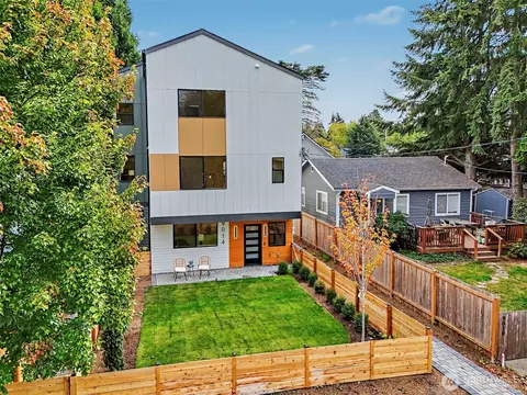 9014 4th Ave NW, Seattle, WA 98117