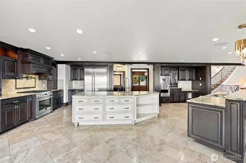 Kitchen - 8711 Talbot Rd, Edmonds, WA 98026 photo 1 of 3