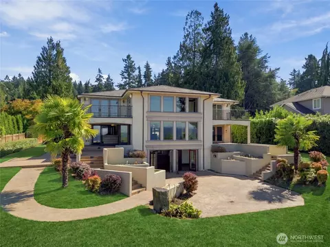Exterior - 8711 Talbot Rd, Edmonds, WA 98026 photo 1 of 5