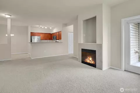 Living - 14915 38th Dr SE #DD116, Bothell, WA 98012 photo 4 of 5