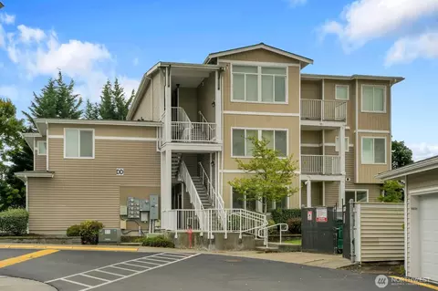 Exterior - 14915 38th Dr SE #DD116, Bothell, WA 98012 photo 1 of 4