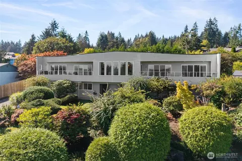8152 SE Haida Dr, Port Orchard, WA 98366