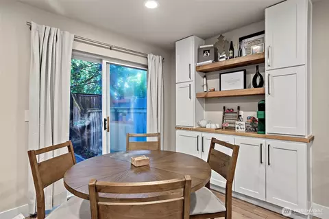 Dining - 1131 115th St SW #E2, Everett, WA 98204 photo 1 of 2