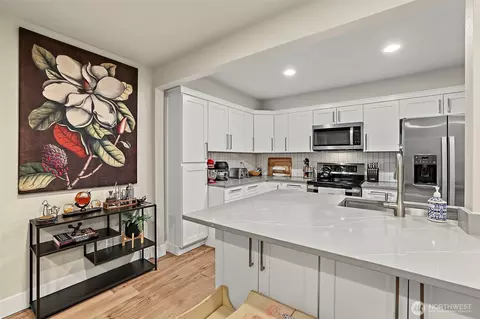 Kitchen - 1131 115th St SW #E2, Everett, WA 98204 photo 5 of 6