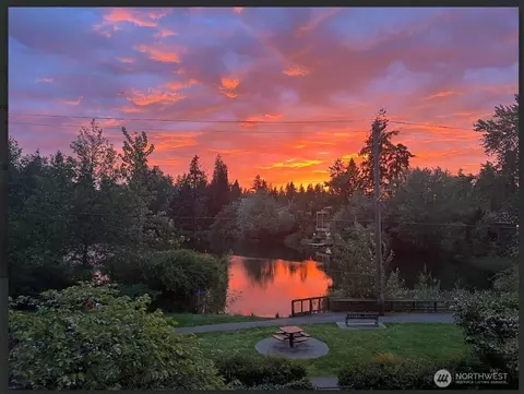 19803 Ashworth Ave N, Shoreline, WA 98133