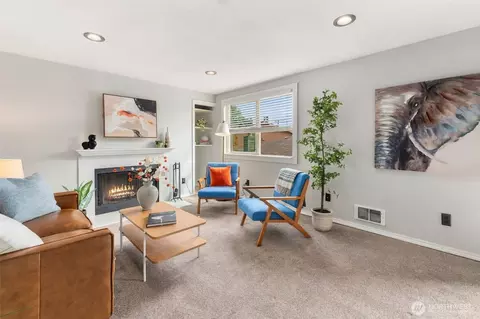 4810 S 187th Pl #B-205, Seattle, WA 98188