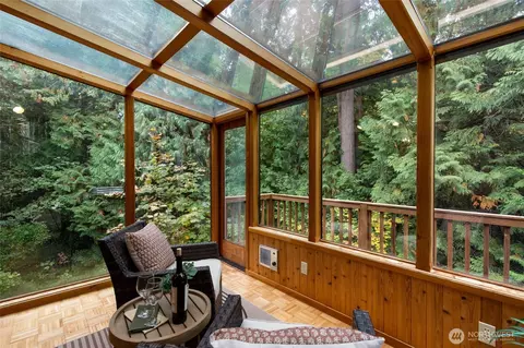 Exterior - 2636 242nd Pl SE, Bothell, WA 98021 photo 3 of 7
